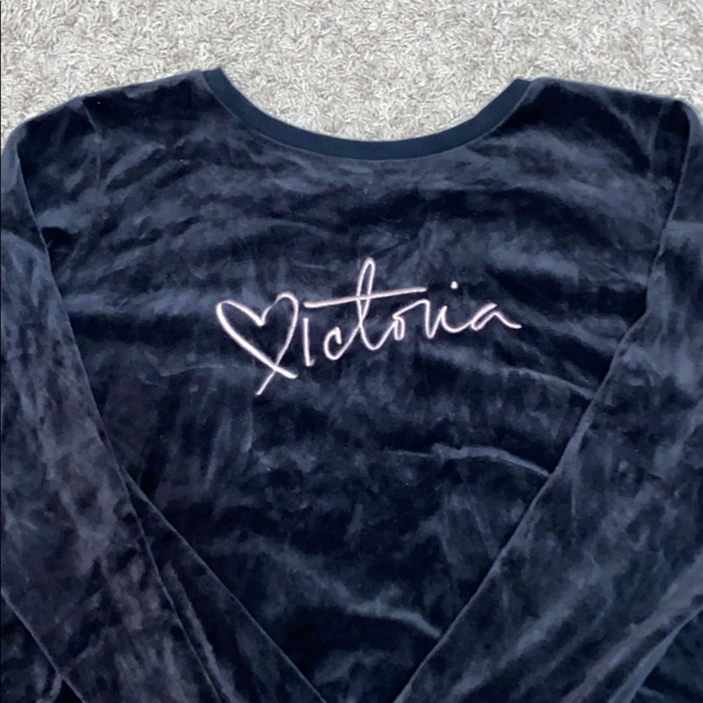 Velvet sleeping shirt
